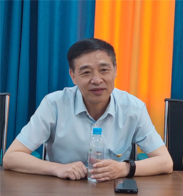 2023-6-21  貴州陽(yáng)光產(chǎn)權(quán)交易所開展我們的節(jié)日·端午節(jié)主題實(shí)踐活動(dòng)暨鄉(xiāng)村振興調(diào)研活動(dòng)5.jpg