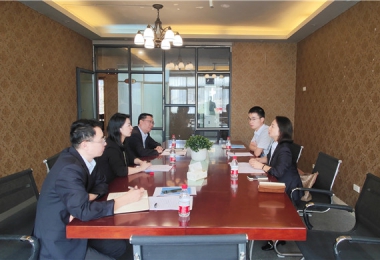 貴州陽(yáng)光產(chǎn)權(quán)交易所領(lǐng)導(dǎo)到六盤(pán)水分所開(kāi)展調(diào)研