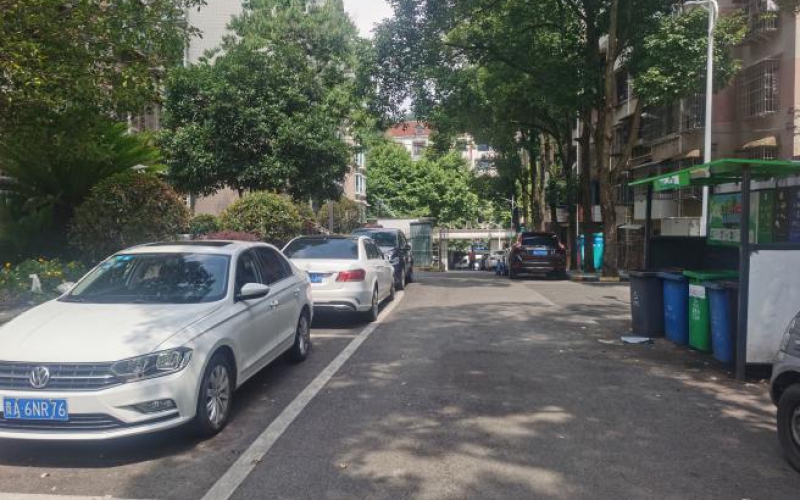 花溪區(qū)霞暉路靜暉街J-09號轉讓（持有方：貴州省機關事務管理局國有資產管理服務中心）(二次掛牌)